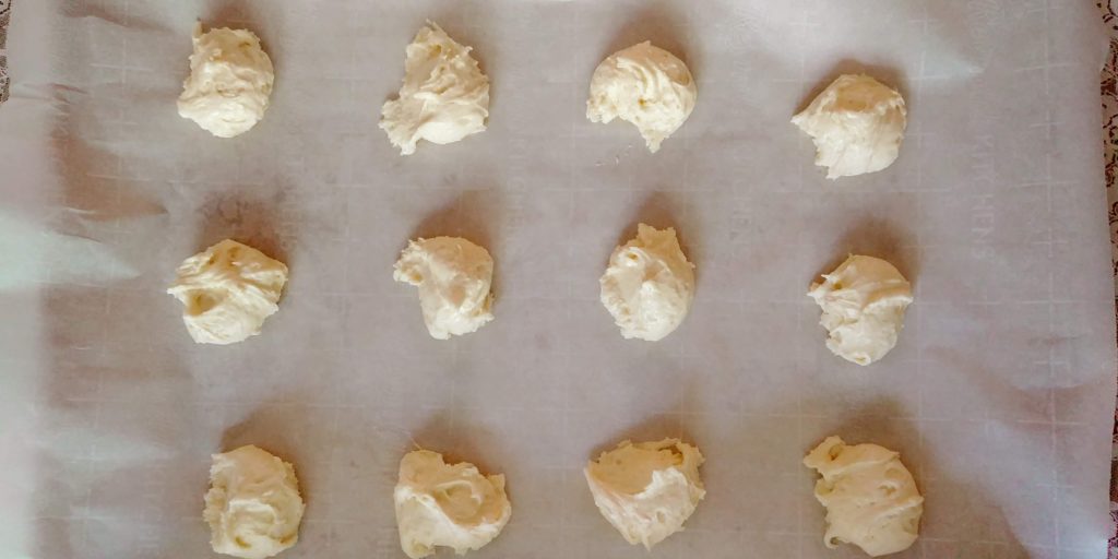 Wedding Cake Cookies dough balls on cookie sheet